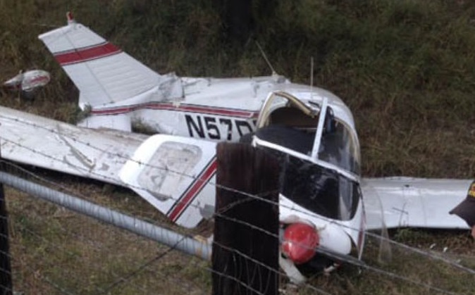 Wreckage of Piper PA-28 N57DB after carburetor air inlet duct (Credit: via NTAB)