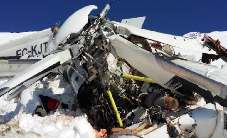 Wreckage of HEMS Leonardo AW139 EC-KJT of INAER Aviation Italia (a Babcock  company) on Mount Cefalone (Credit: ANSV)