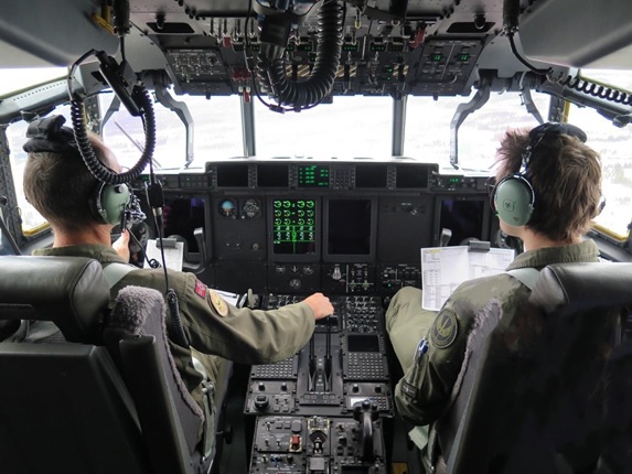 Lockheed Martin C-130J Hercules Cockpit (Credit: SHK)