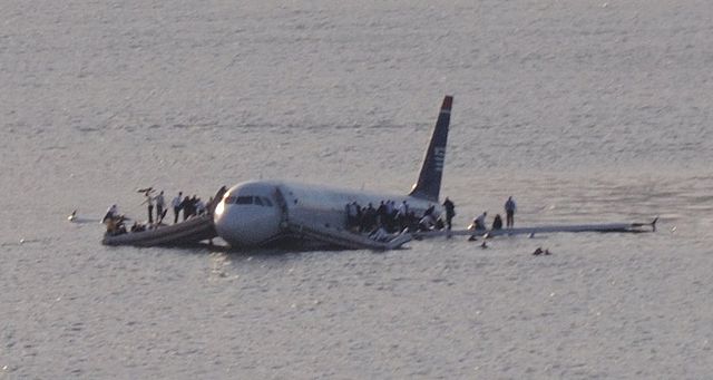 US Airways A320 N106US Ditched on the Hudson River 15 January 2009 (Credit: GregL)