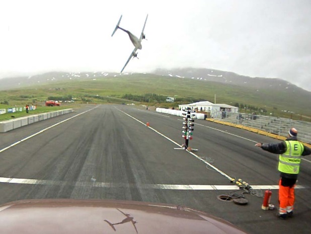 Mýflug Air King Air 200 Air Ambulance TF-MYX Just Prior to Impact near Akureyri  (Credit: ITSB)