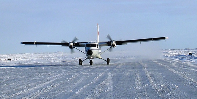 DHC-6 Twin Otter of Bald Mountain Air Services Taking Off From an Ice Runway (Credit: BMAS)