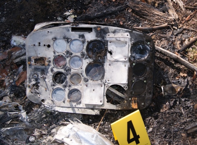 Bell 206L N16760 Wreckage (Credit: NTSB)