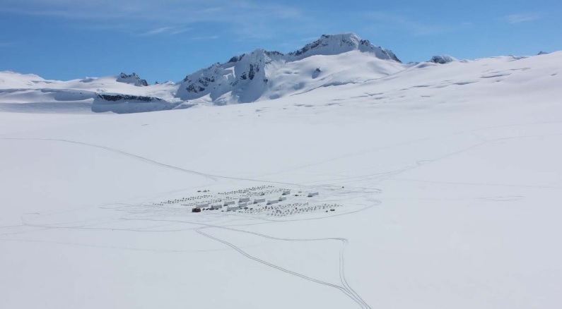 Dog Camp, Denver Glacier, AK (credit: NTSB)