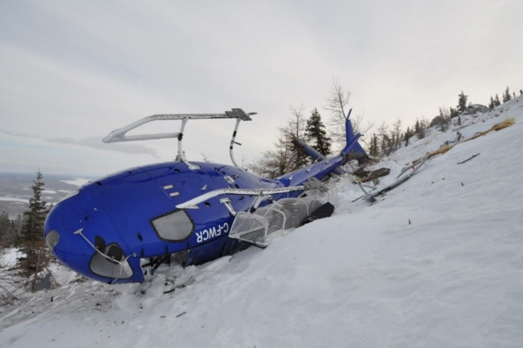 Wreckage of Sahtu Helicopters Airbus Helicopters AS350B2 C-FWCR (Credit: GSH via TSB)