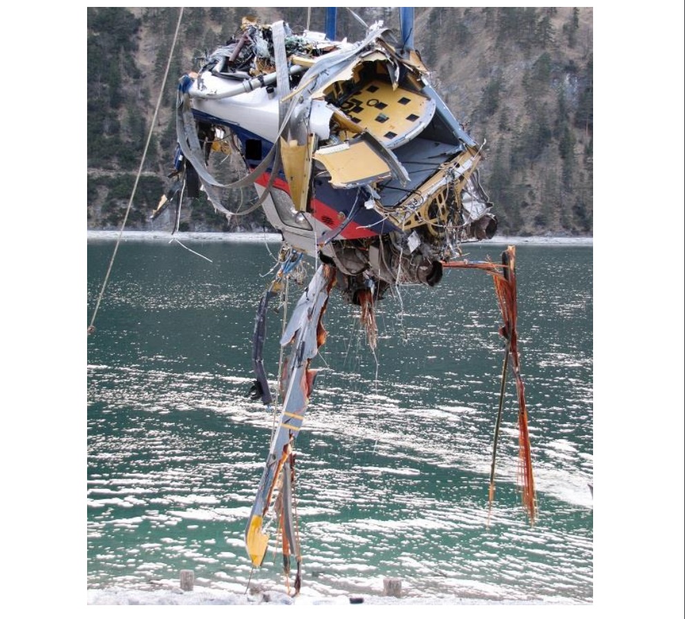 Wreckage of Austrian Police Airbus EC135P2+ OE-BXF  (Credit: Accident Report)