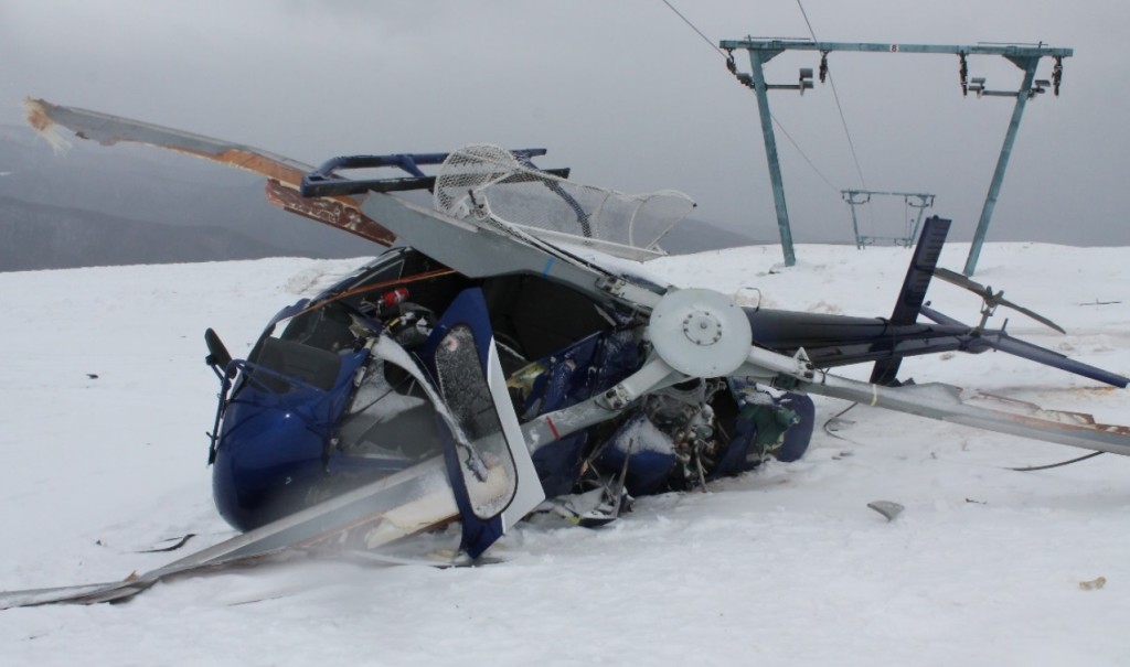 Dunca Expeditii Airbus Helicopters AS350B3 YR-DEX Wreckage (Credit: AIAS Romania)