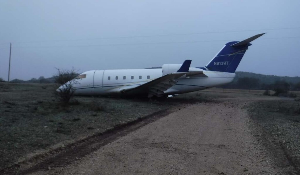 Wreckage of Canadair CL600 Challenger N813TW at Ox Ranch, TX (Credit:  Lone Star Removal via NTSB)
