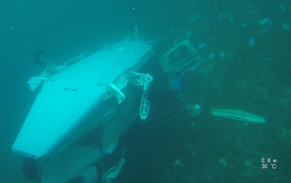 Wreckage of AW139 N32CC off Big Grand Cay, Bahamas (Credit: Police/AAID via NTSB)