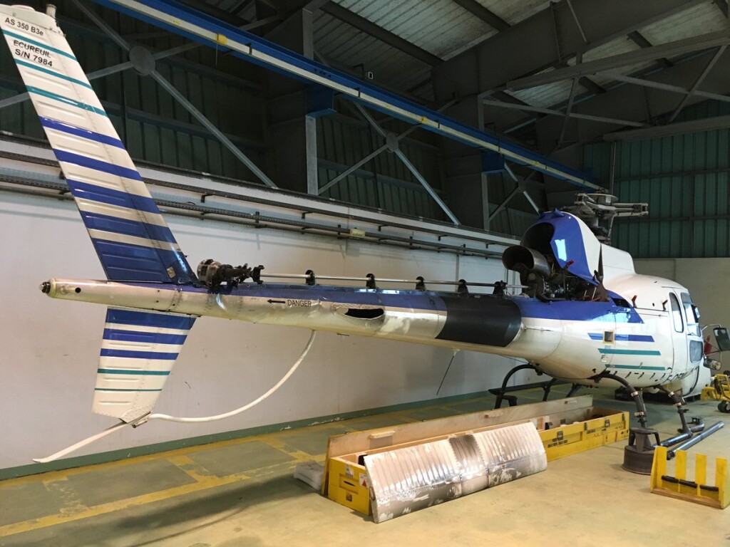Hélilagon Airbus AS350B3e / H125 Recovered to a Hangar for Examination (Credit: BEA)